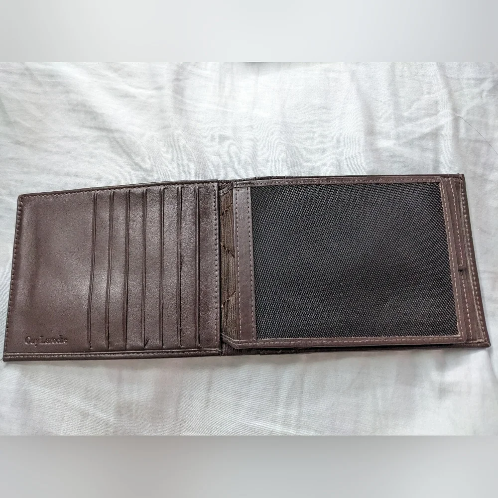 EUC Guy Laroche men's bi-fold wallet dark brown, leather